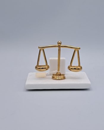 Καρτοθήκη με ορειχάλκινο σύμβολο ζυγαριά